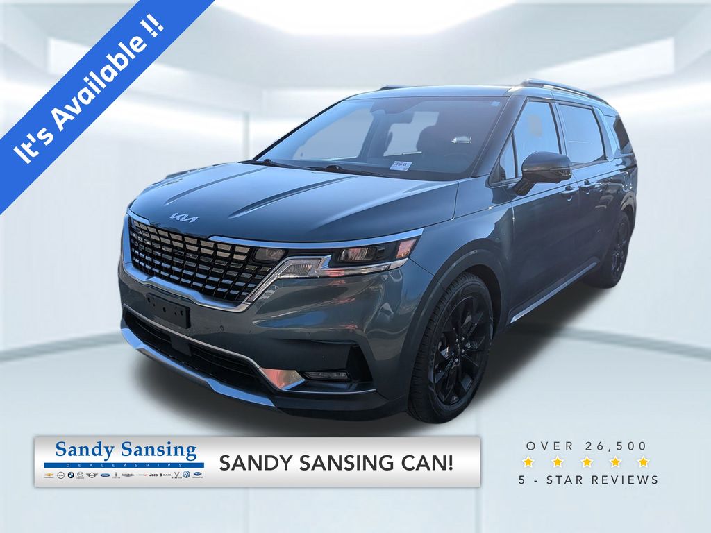 2022 Kia Carnival SX's photo