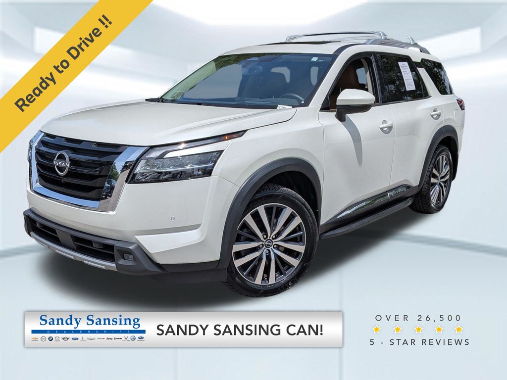 2022 Nissan Pathfinder Platinum 2WD's photo