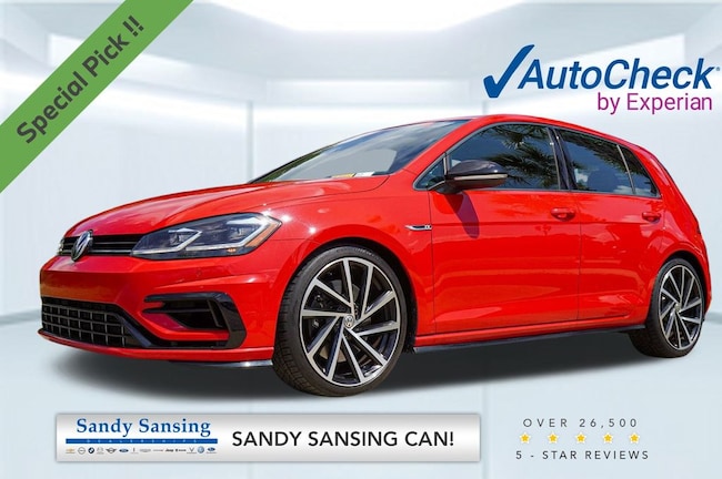 2019 Volkswagen Golf R 2.0T w/DCC & Navigation Hatchback