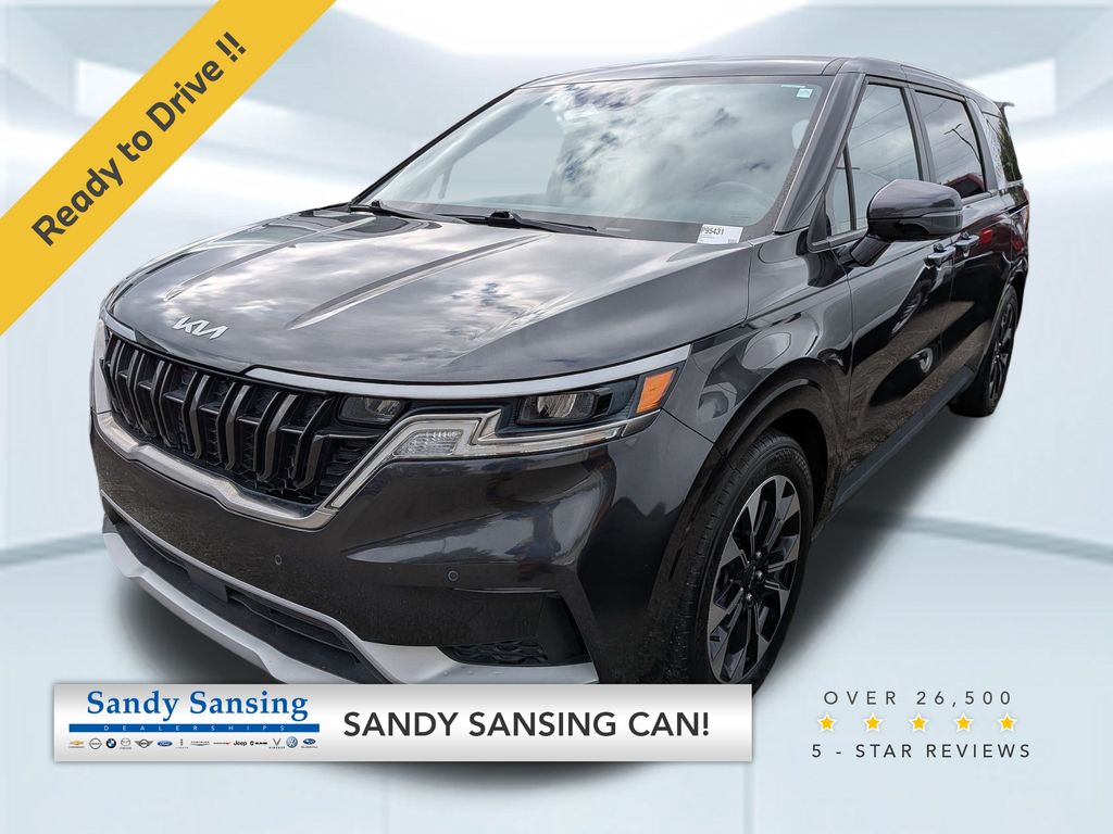 2024 Kia Carnival EX's photo