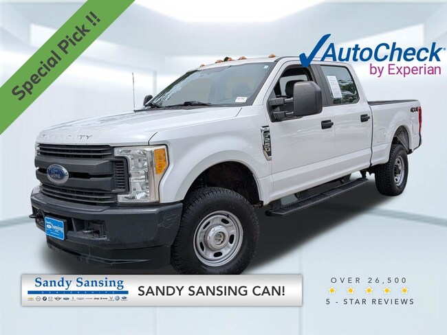2017 Ford F-250 XL Crew Cab Truck