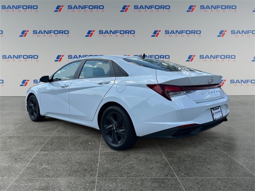Used 2023 Hyundai Elantra SEL Sedan
