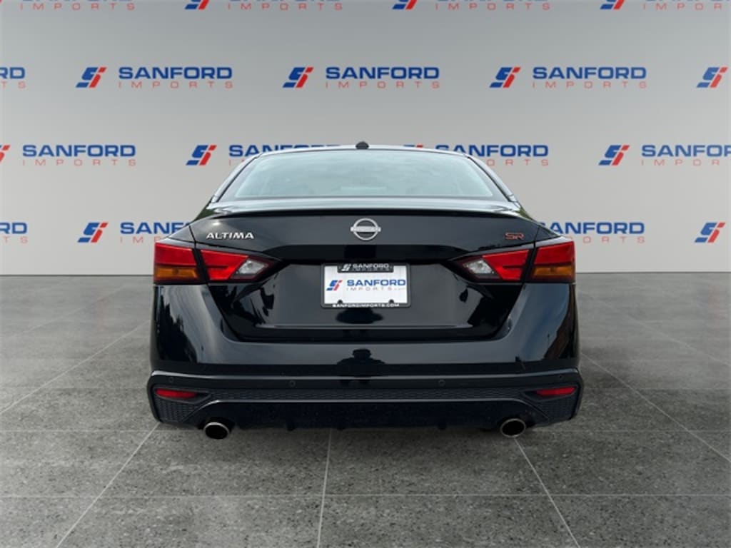 Used 2023 Nissan Altima 2.5 SR Sedan