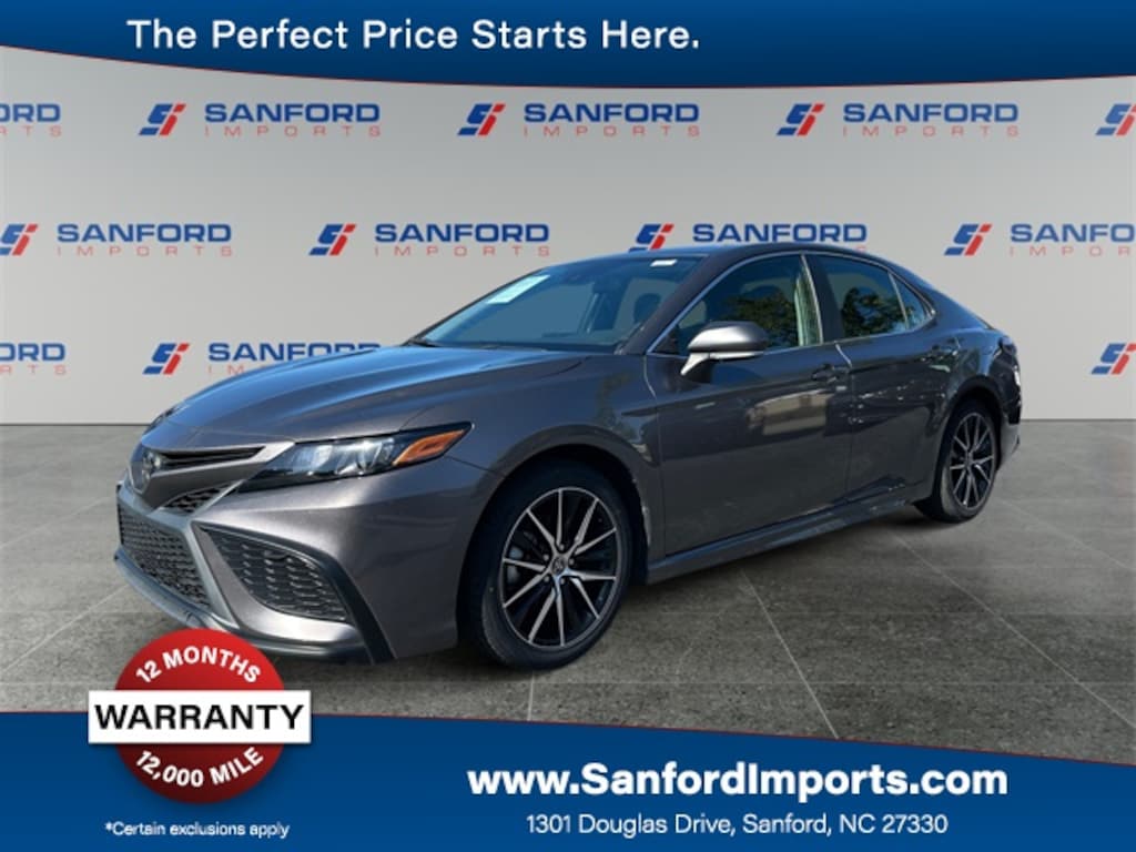 Used 2023 Toyota Camry SE Sedan