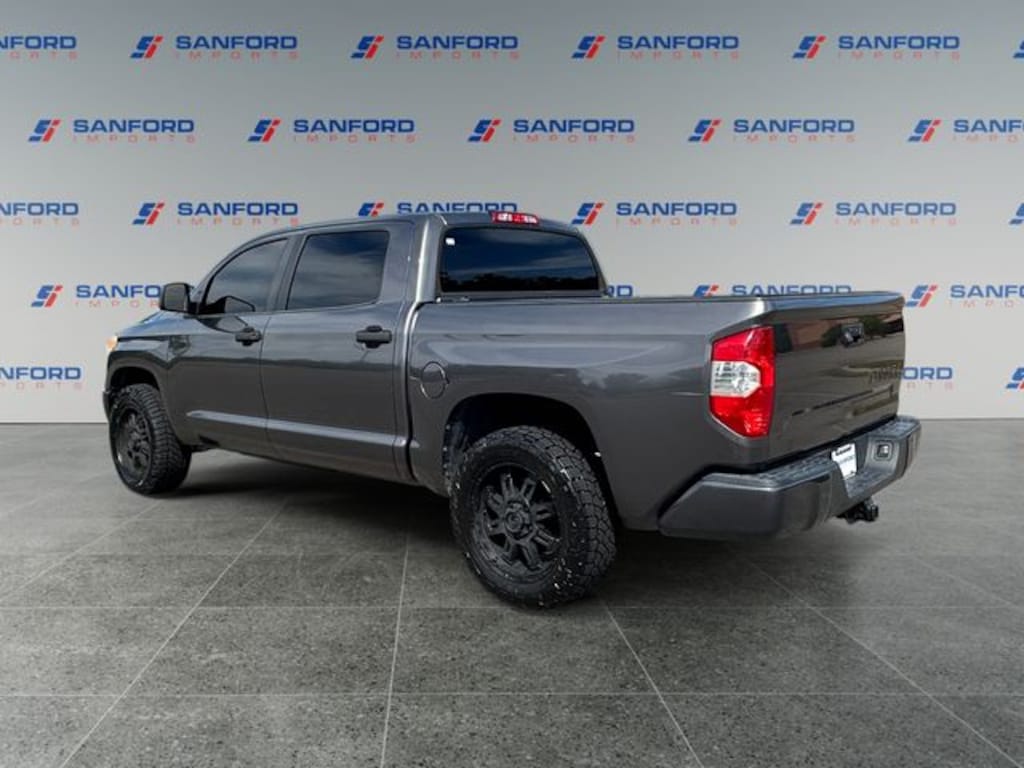 Used 2017 Toyota Tundra SR5 5.7L V8 w/FFV Truck CrewMax