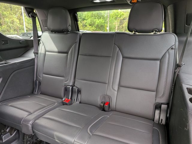 2023 GMC Yukon Denali - Photo 29