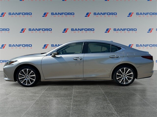 2021 Lexus ES 350 photo 2