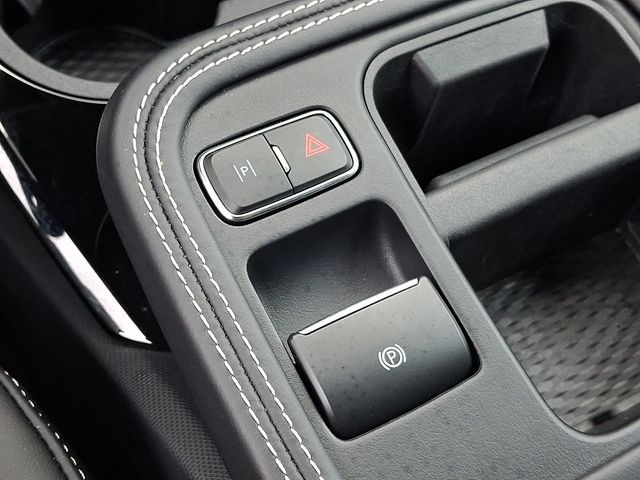 2025 Ford Mustang Mach-E GT AWD - Photo 24