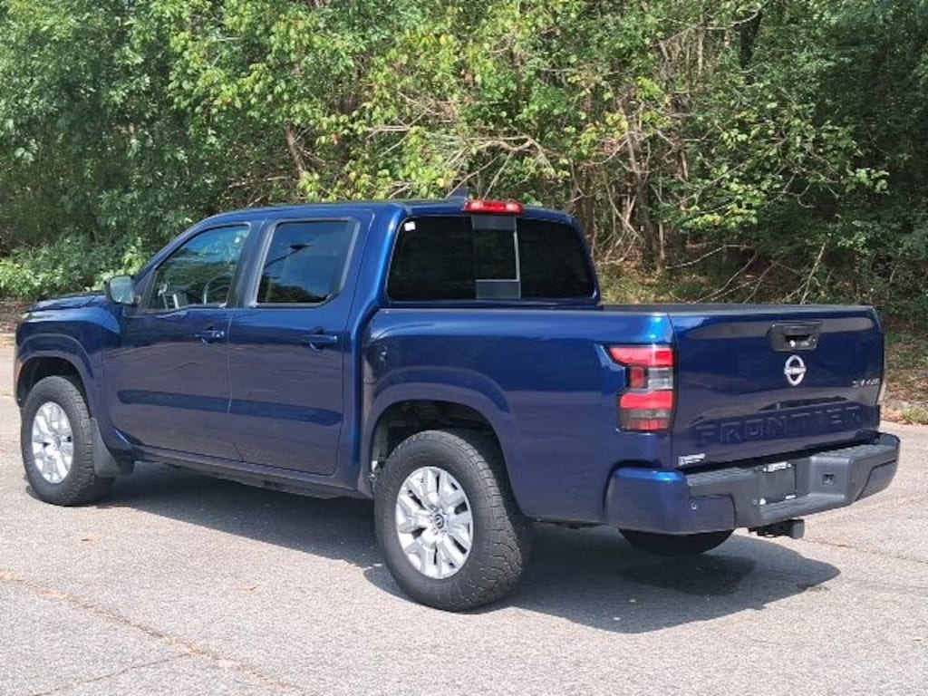 Used 2023 Nissan Frontier SV Truck Crew Cab