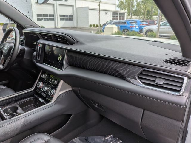 2023 GMC Yukon Denali - Photo 39