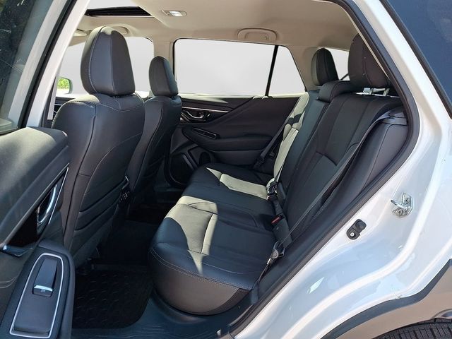 2025 Subaru Outback Limited - Photo 10