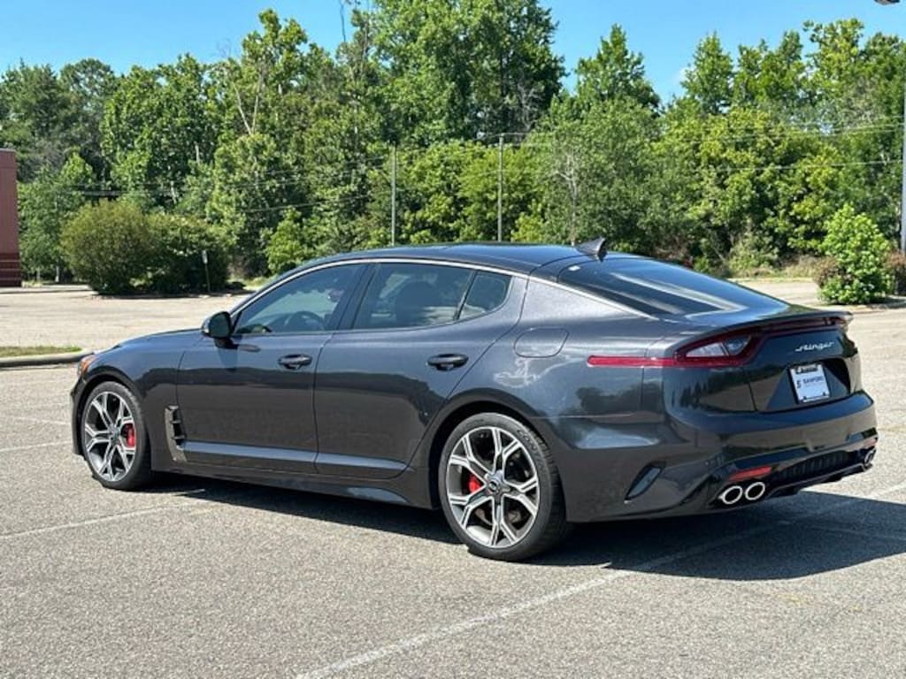 Used 2021 Kia Stinger GT1 Sedan