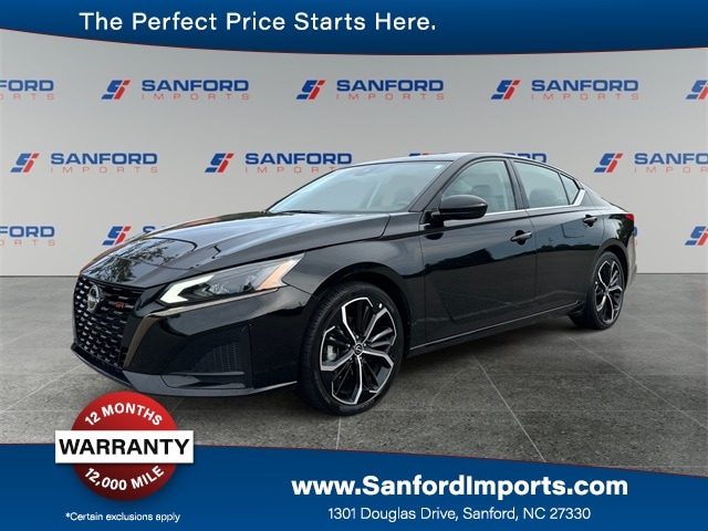 2023 Nissan Altima SR's photo