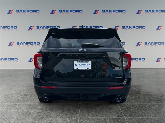 2022 Ford Explorer ST-Line photo 3