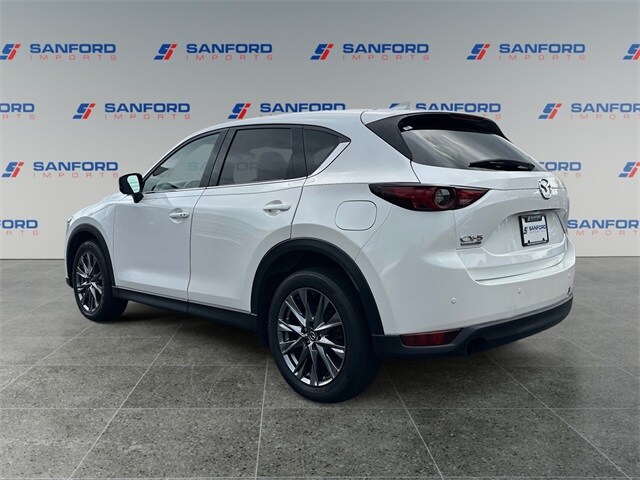 2021 Mazda CX-5 Signature photo 3