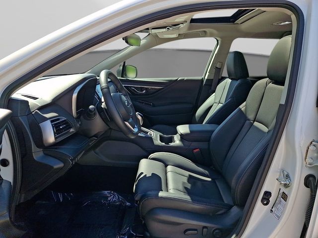 2025 Subaru Outback Limited - Photo 13