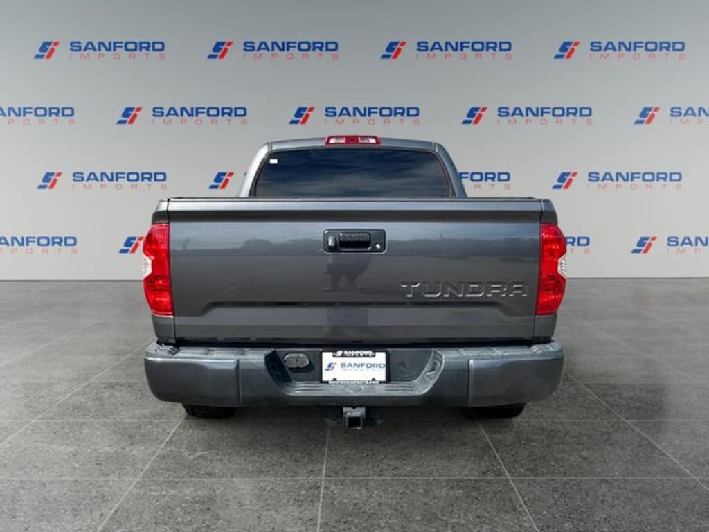 Used 2017 Toyota Tundra SR5 5.7L V8 w/FFV Truck CrewMax
