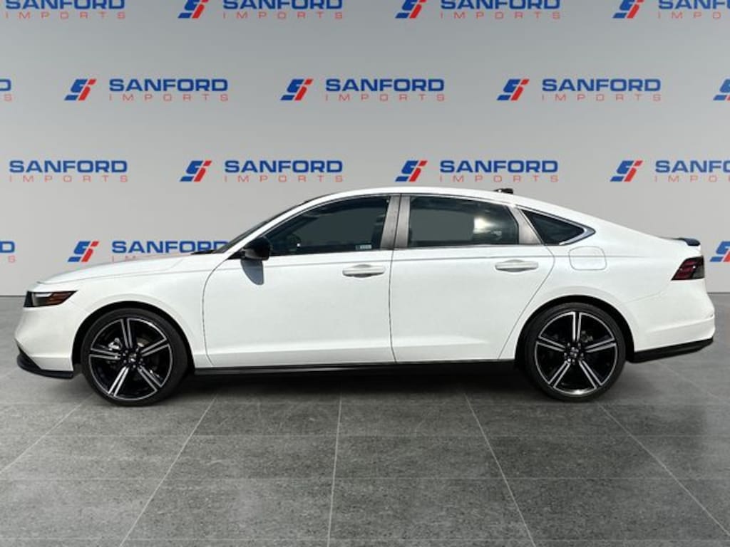 Used 2023 Honda Accord Hybrid Sport w/BSI Sedan