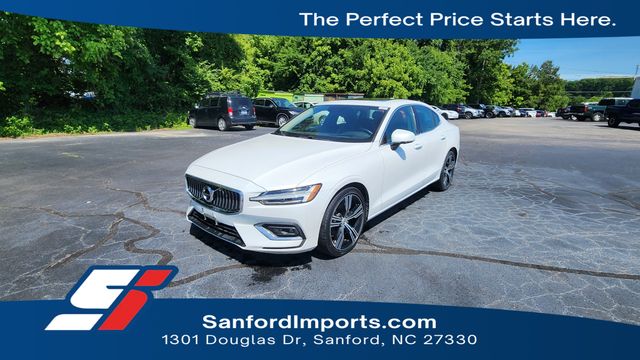2022 Volvo S60 B5 Inscription's photo