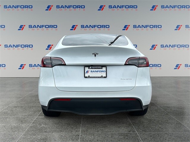 2023 Tesla Model Y Long Range photo 4