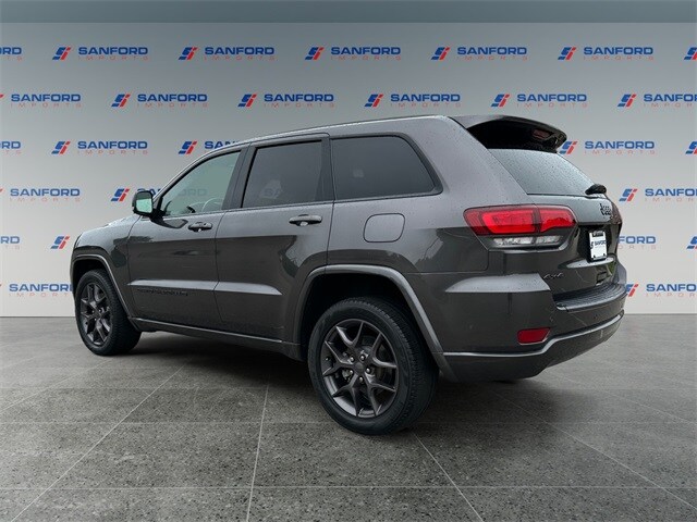 2021 Jeep Grand Cherokee Limited photo 2