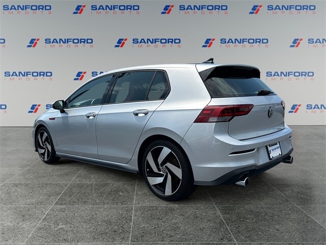 2023 Volkswagen Golf GTI S photo 2