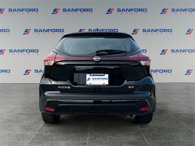 2023 Nissan Kicks SV photo 4