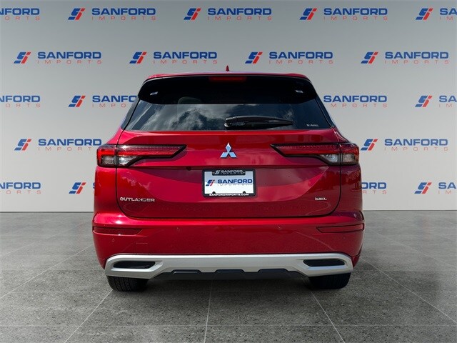 2024 Mitsubishi Outlander SEL photo 4