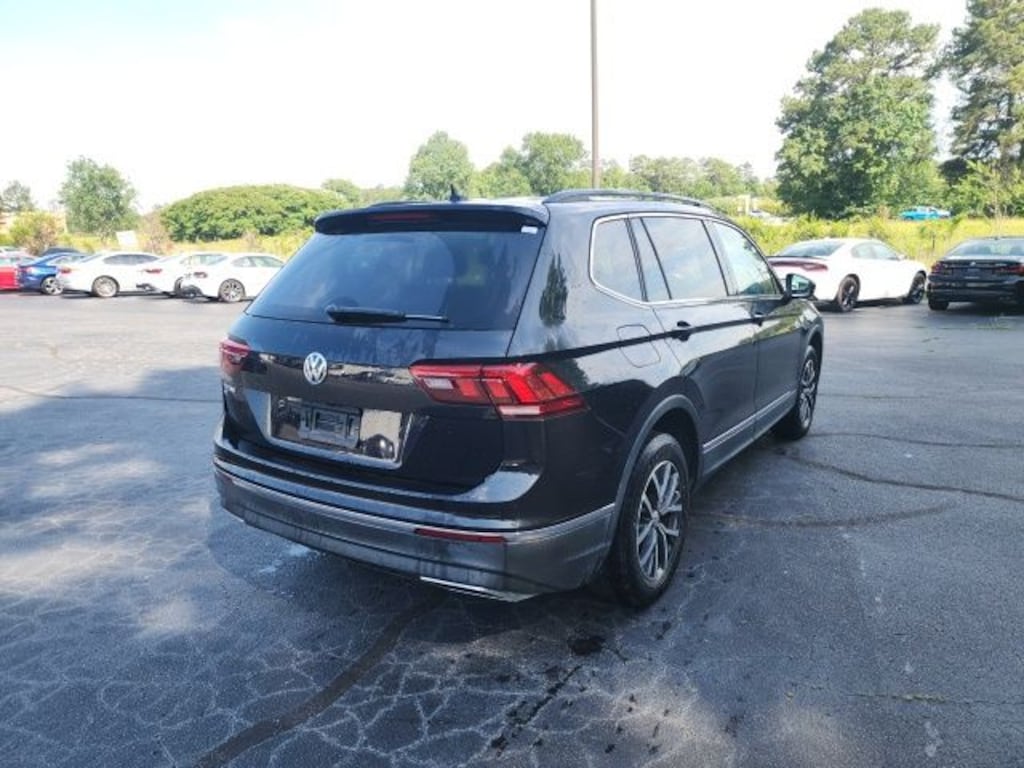 Used 2020 Volkswagen Tiguan 2.0T SE SUV
