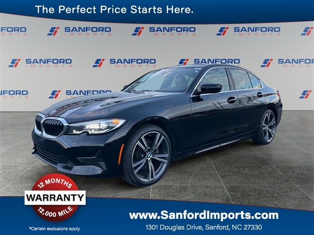 2022 BMW 3 Series 330i's photo