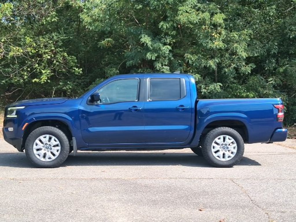 Used 2023 Nissan Frontier SV Truck Crew Cab
