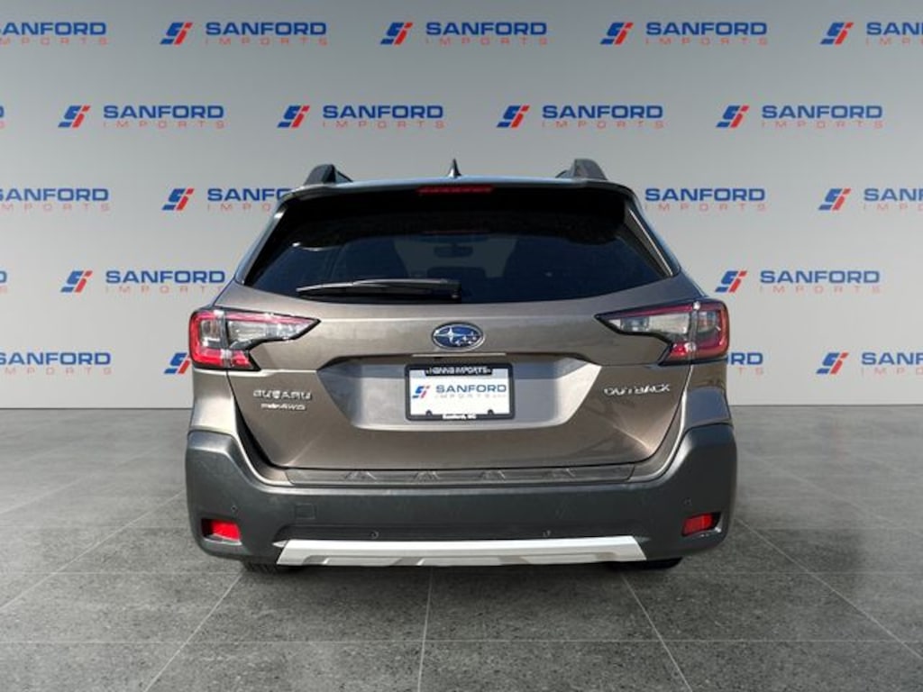 Used 2024 Subaru Outback Limited SUV