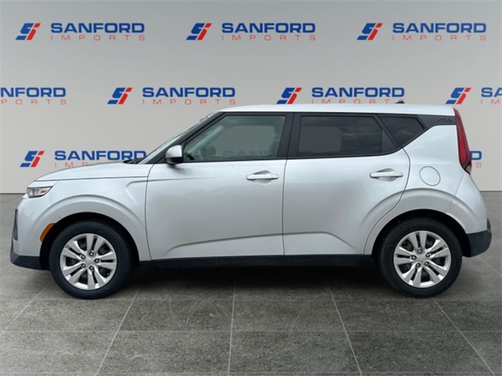 Used 2021 Kia Soul LX Hatchback