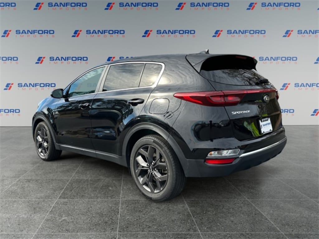 Used 2022 Kia Sportage LX SUV