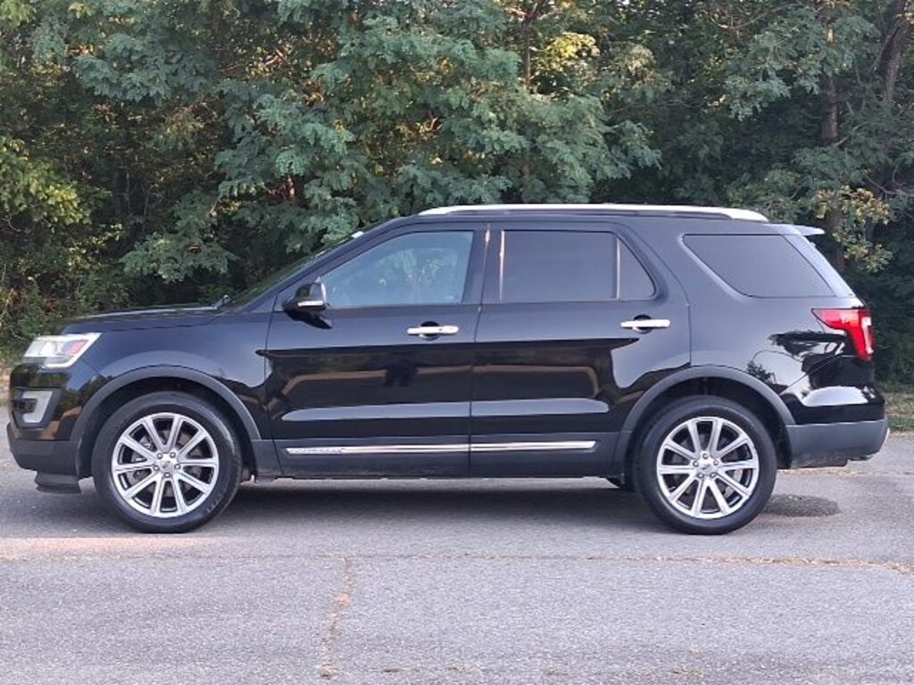 Used 2017 Ford Explorer SUV