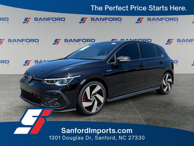 2022 Volkswagen Golf GTI 2.0T SE 4-door's photo
