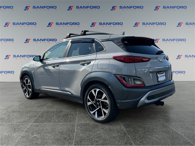 2022 Hyundai Kona Limited photo 3