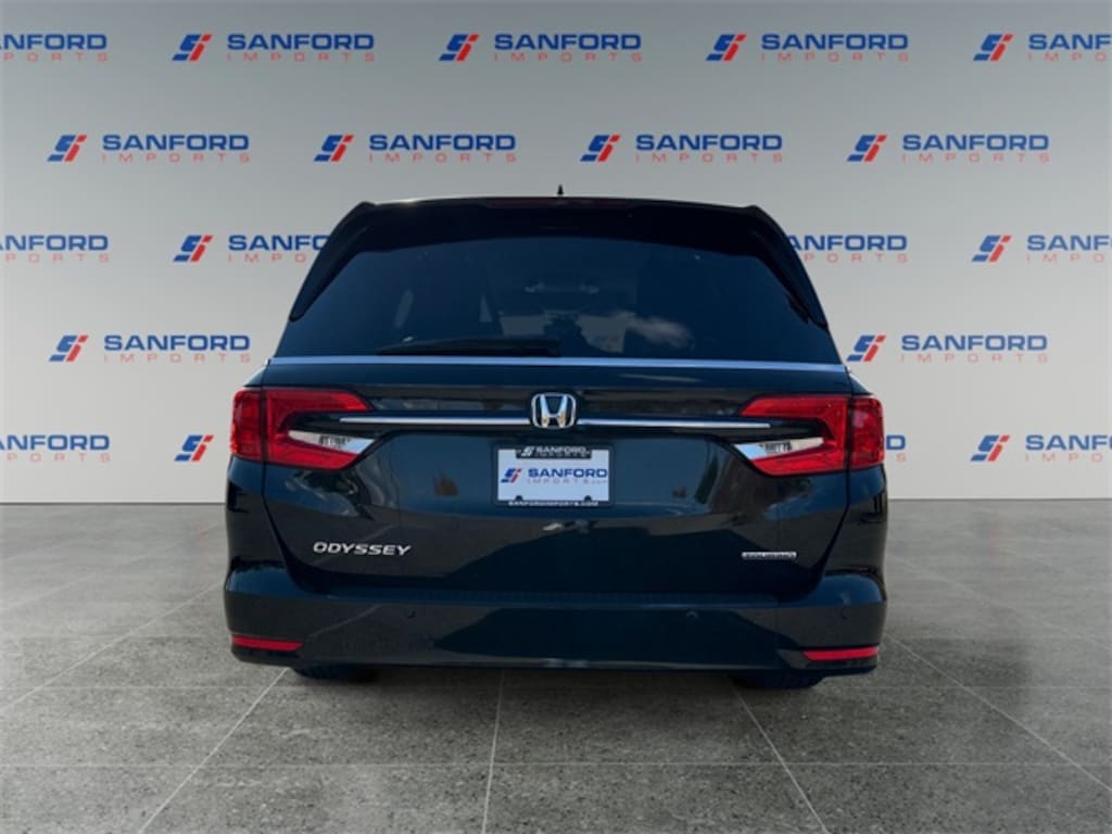 Used 2024 Honda Odyssey Touring Van