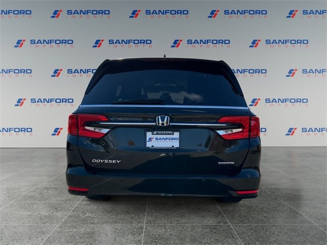 2024 Honda Odyssey Touring photo 4