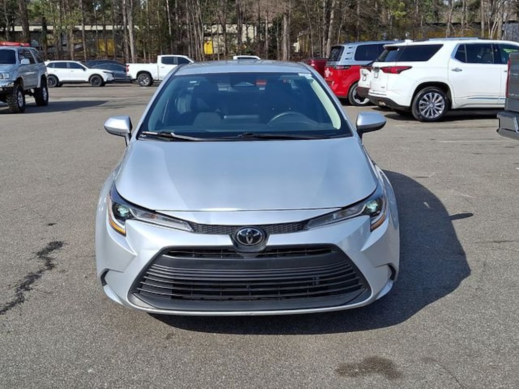 Used 2025 Toyota Corolla LE Sedan