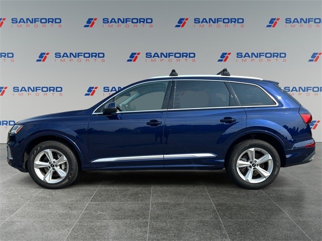 2023 Audi Q7 45 Premium photo 2