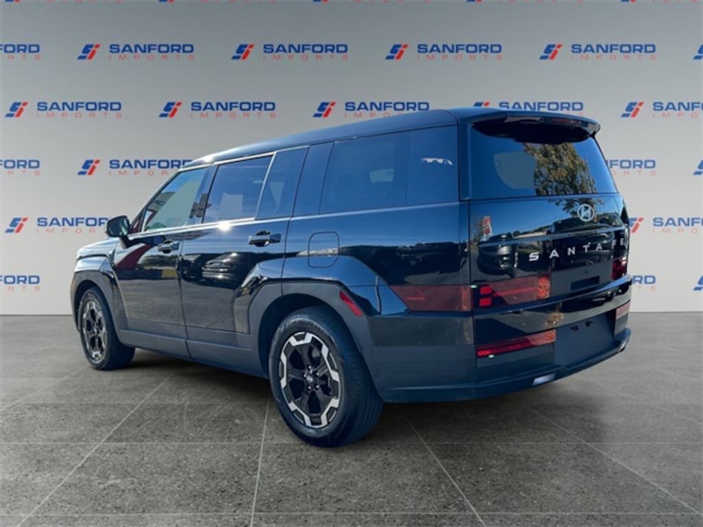 Used 2024 Hyundai Santa Fe SE SUV