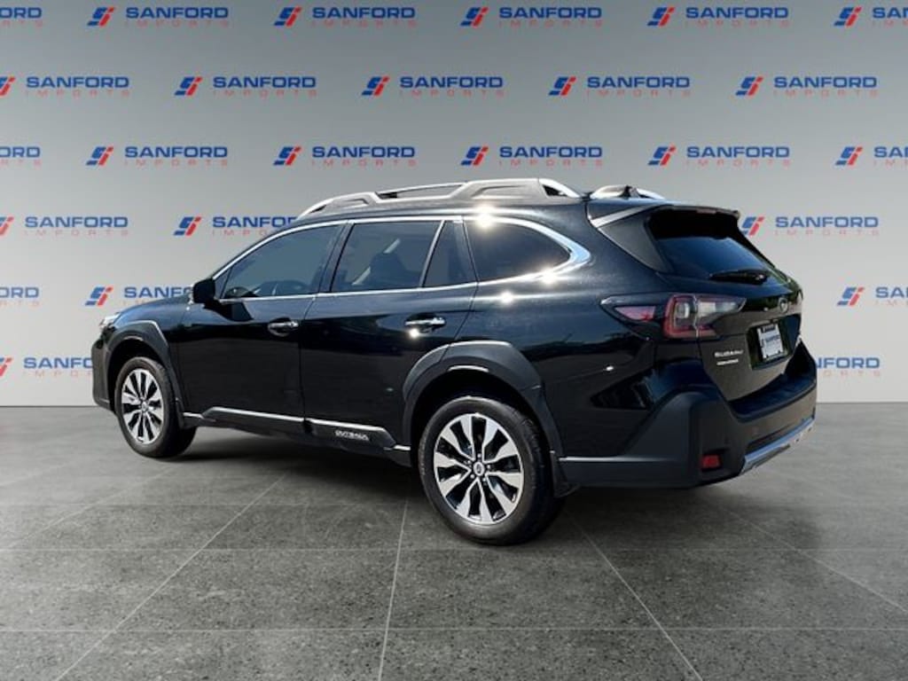Used 2024 Subaru Outback Touring XT SUV