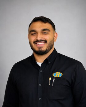 Staff member Ahmad Damreh from ID_804ef6