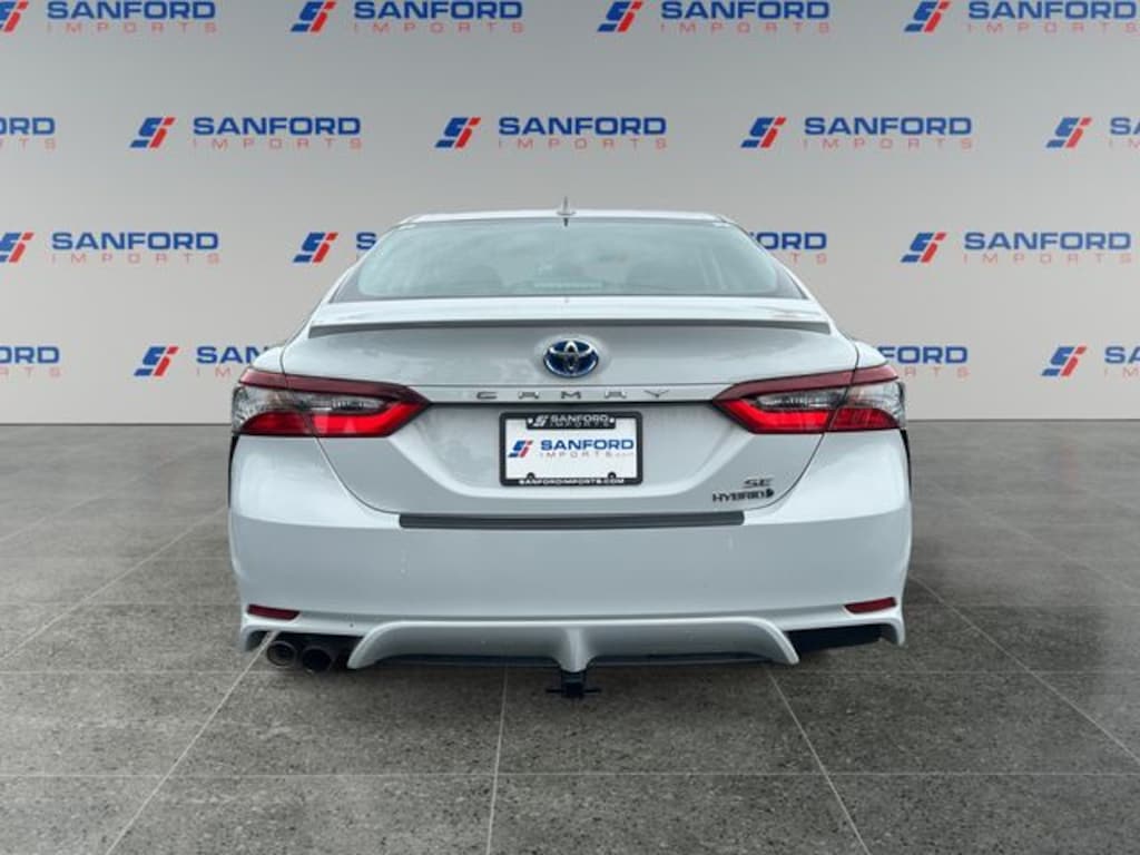 Used 2024 Toyota Camry Hybrid SE Sedan