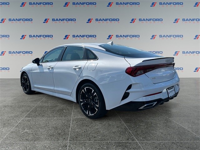 2023 Kia K5 GT-Line photo 3