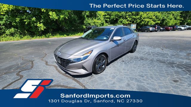 2022 Hyundai Elantra 2.0 SEL IVT SULEV's photo