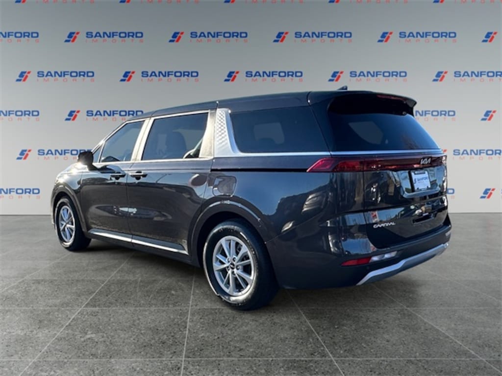 Used 2024 Kia Carnival LX Seat Package MPV