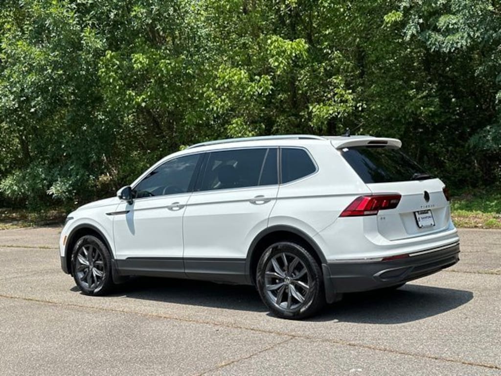 Used 2022 Volkswagen Tiguan 2.0T SE SUV