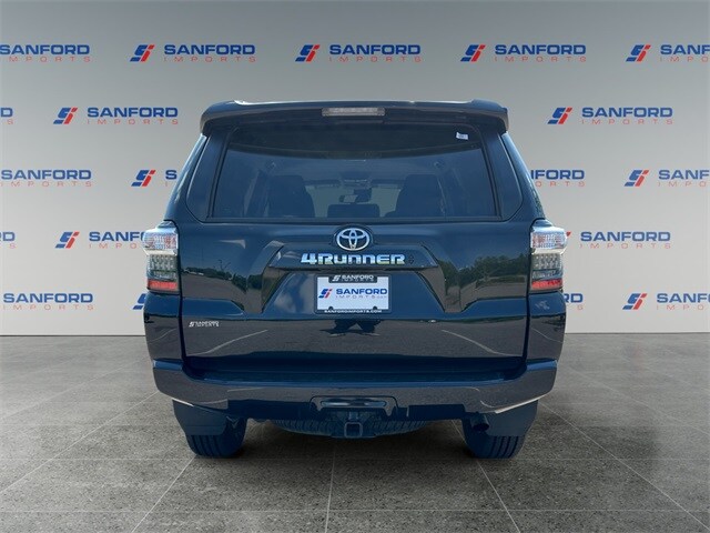 2023 Toyota 4Runner SR5 photo 3